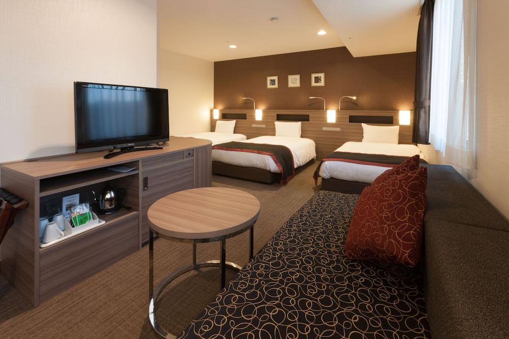 Onomichi Kokusai Hotel מראה חיצוני תמונה