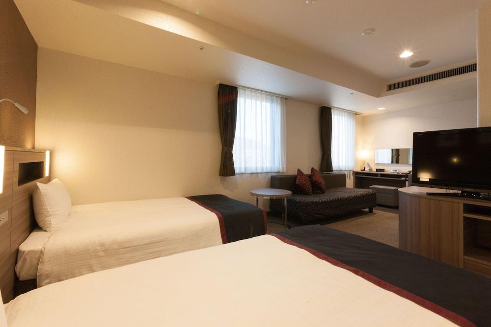 Onomichi Kokusai Hotel מראה חיצוני תמונה
